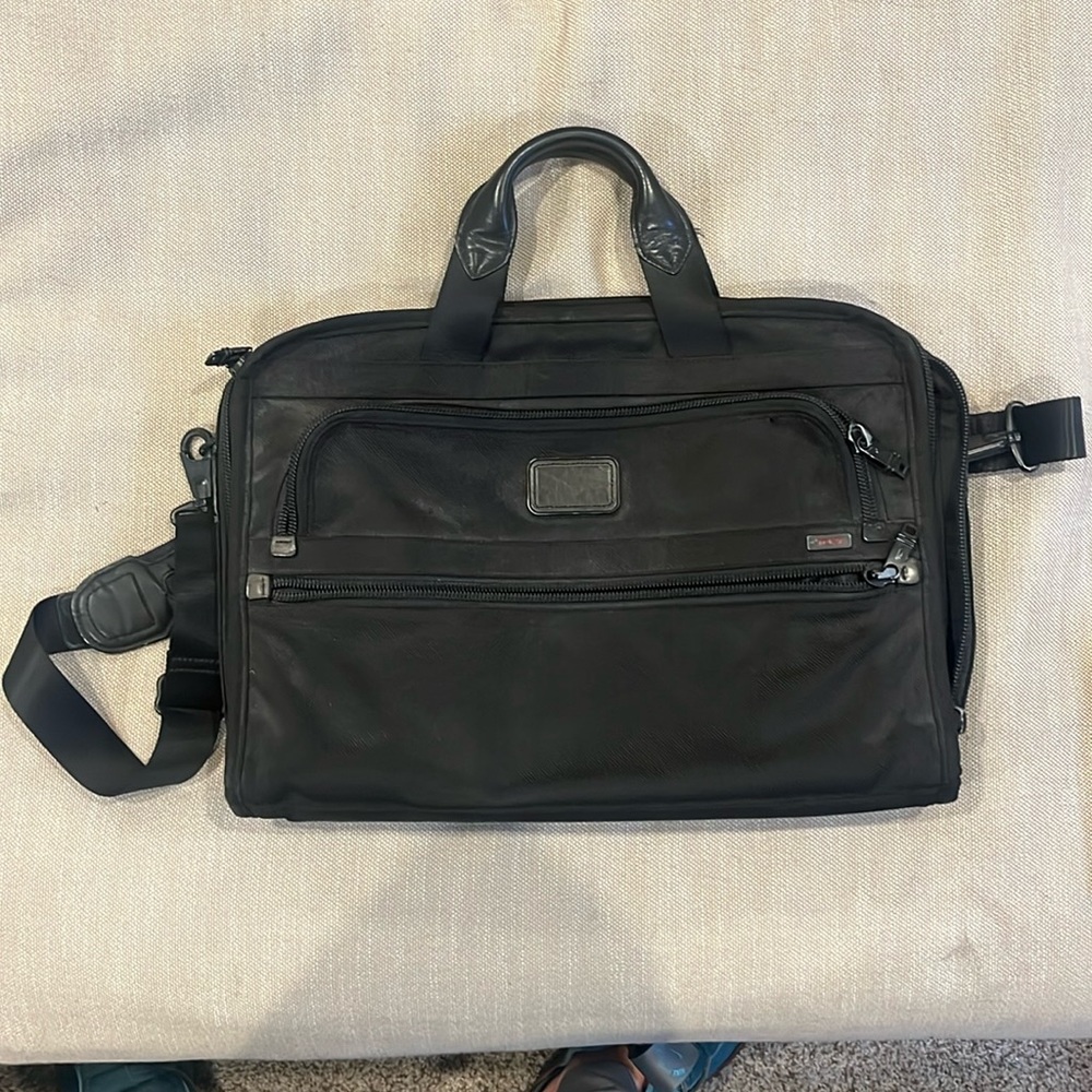 Tumi slim briefcase